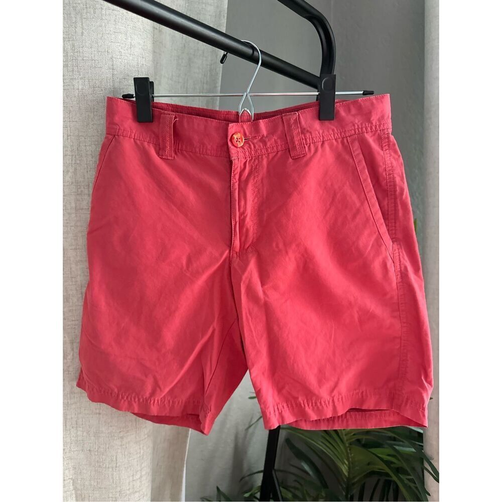 Columbia  Outdoor Casual Men’s Red Shorts Size 30 Flat‎ Front